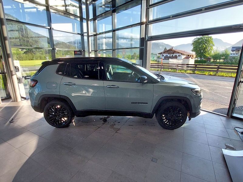 Jeep Compass 1.5 Multiair Upland T4 FWD DCT7 e-Hybrid