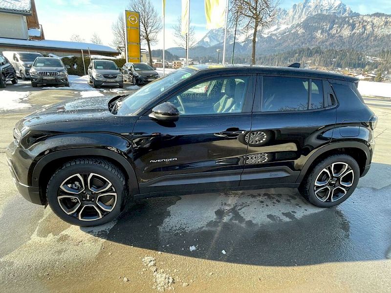 Jeep Avenger Summit