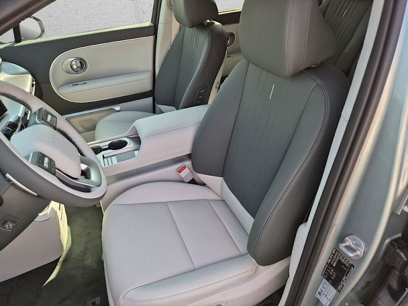 Hyundai Ioniq 9 IONIQ 9 Calligraphy 110kWh 4WD 7Stz