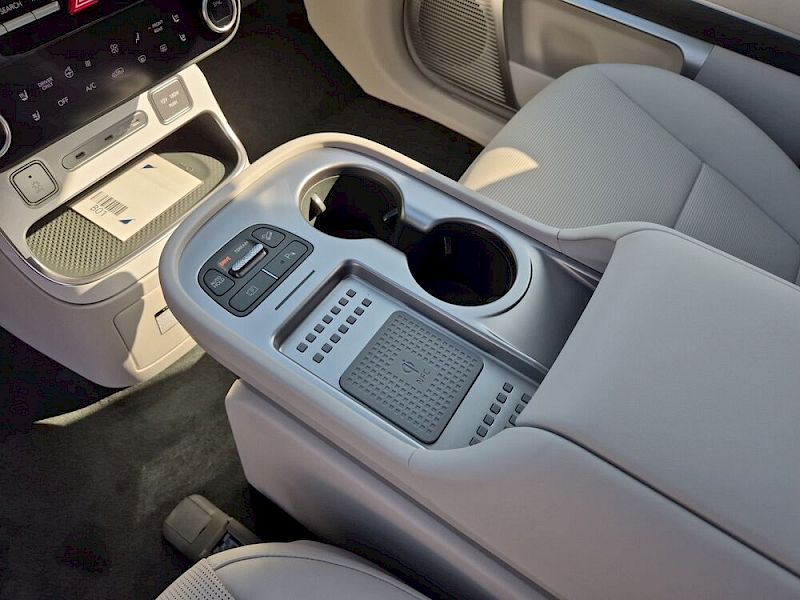 Hyundai Ioniq 9 IONIQ 9 Calligraphy 110kWh 4WD 7Stz