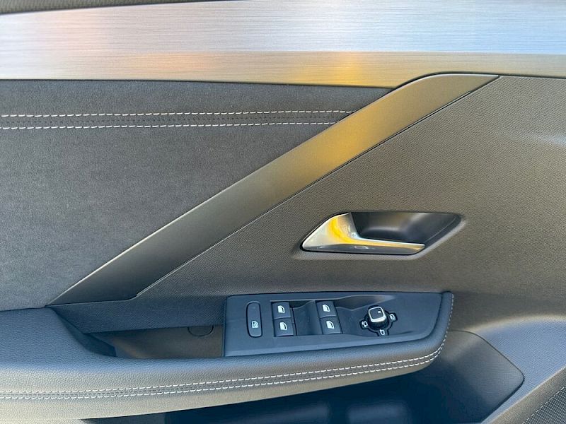 Opel Astra 1,2 Hybrid 5-Türer Ultimate